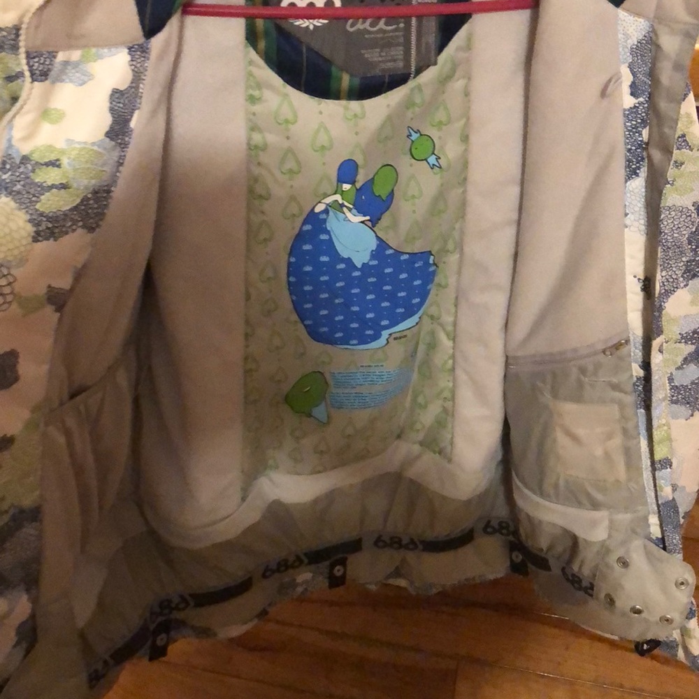 Snowboarding jacket - Picture 2 of 5